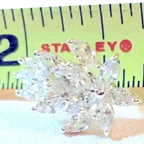 2 CT Marquis Cut Moissanite StudEarrings Lab-Created in 14k WhiteGold Plated - Picture 3 of 3